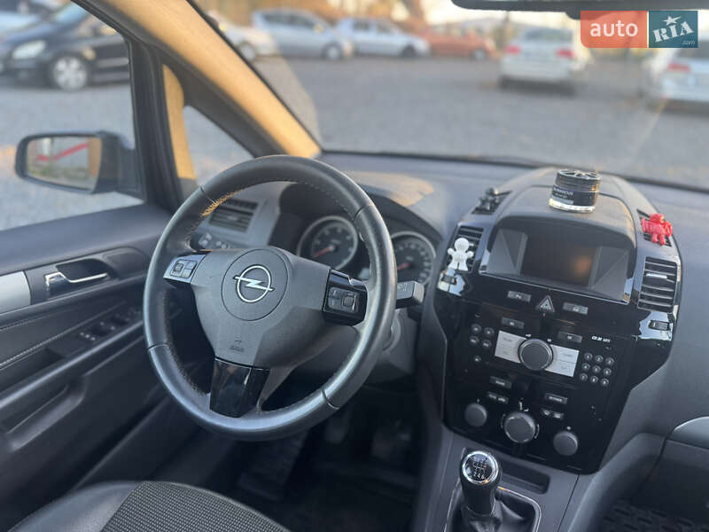 Мінівен Opel Zafira 2008 в Хмельницькому фото 24 Мінівен Opel Zafira 2008 в Хмельницькому