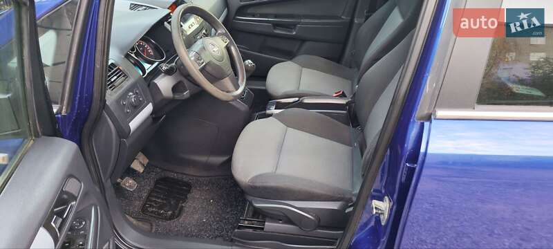Минивэн Opel Zafira 2005 в Новоукраинке фото 97 Минивэн Opel Zafira 2005 в Новоукраинке