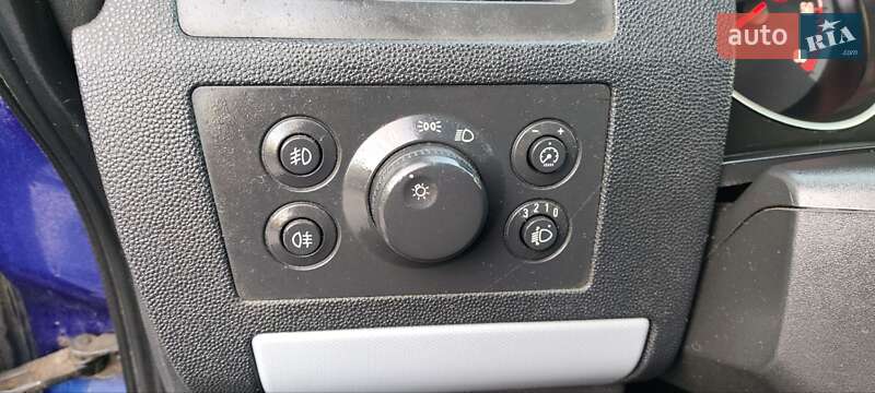 Минивэн Opel Zafira 2005 в Новоукраинке фото 82 Минивэн Opel Zafira 2005 в Новоукраинке