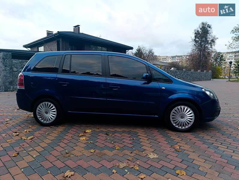 Мінівен Opel Zafira 2006 в Звягелі