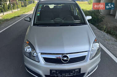 Минивэн Opel Zafira 2006 в Виннице