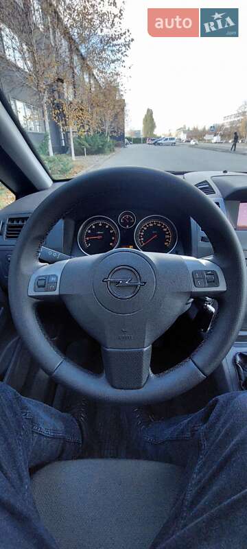 Минивэн Opel Zafira 2007 в Белой Церкви