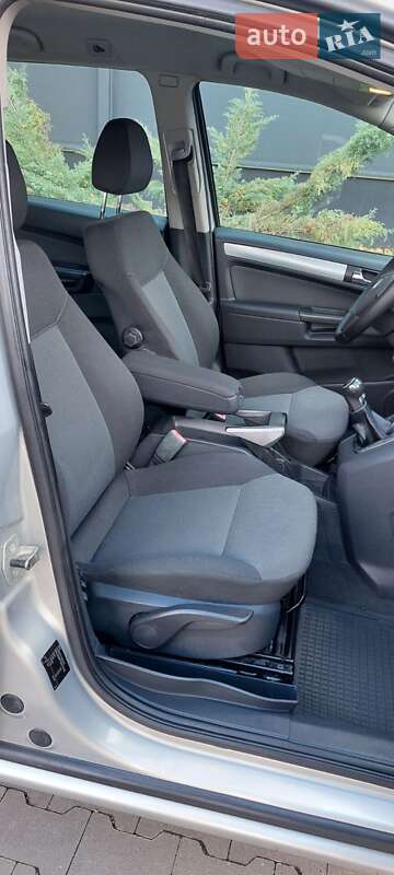 Минивэн Opel Zafira 2007 в Белой Церкви