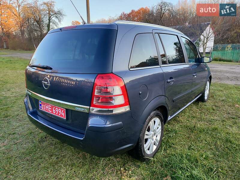 Минивэн Opel Zafira 2009 в Клевани фото 14 Минивэн Opel Zafira 2009 в Клевани