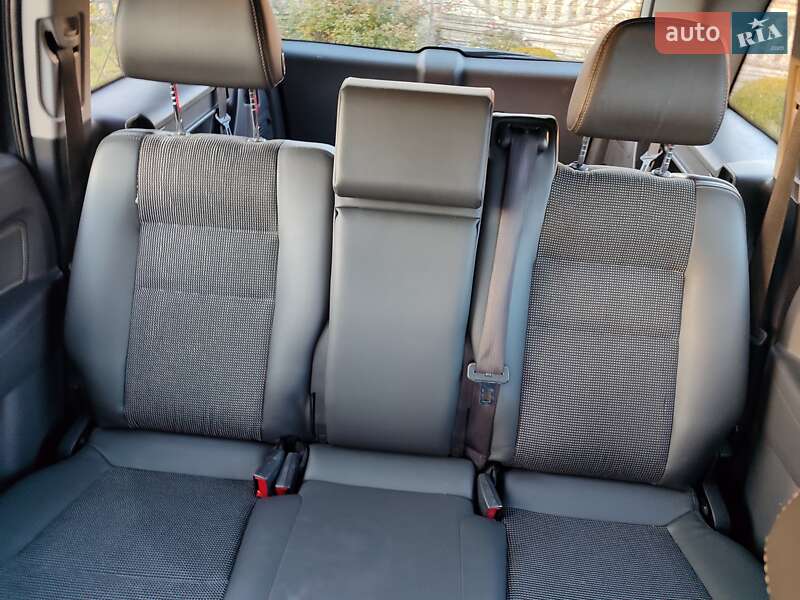 Минивэн Opel Zafira 2009 в Клевани фото 42 Минивэн Opel Zafira 2009 в Клевани