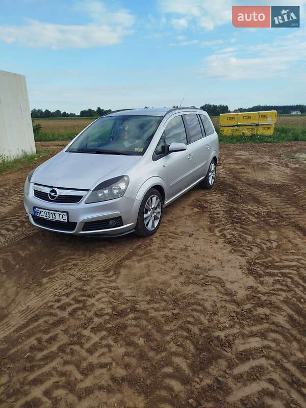 Минивэн Opel Zafira 2007 в Новояворовске фото 9 Минивэн Opel Zafira 2007 в Новояворовске