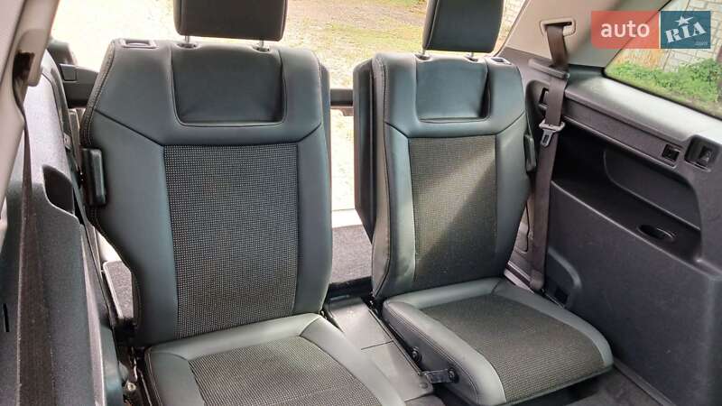 Минивэн Opel Zafira 2010 в Краматорске