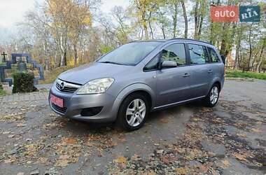 Минивэн Opel Zafira 2009 в Киеве