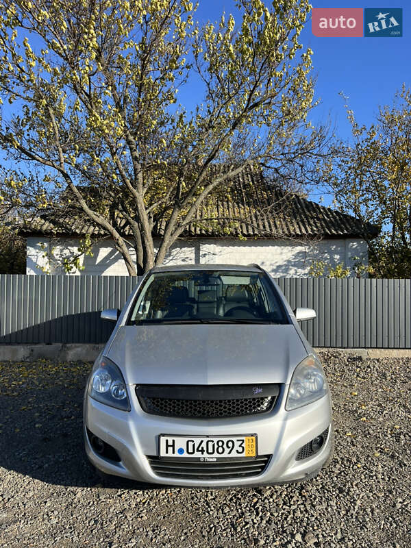 Opel Zafira 2008