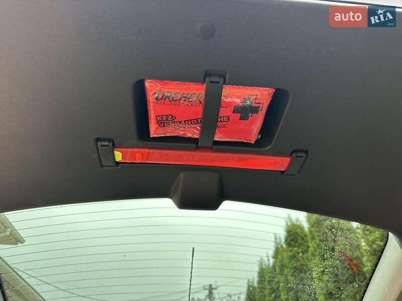 Минивэн Opel Zafira 2010 в Виннице