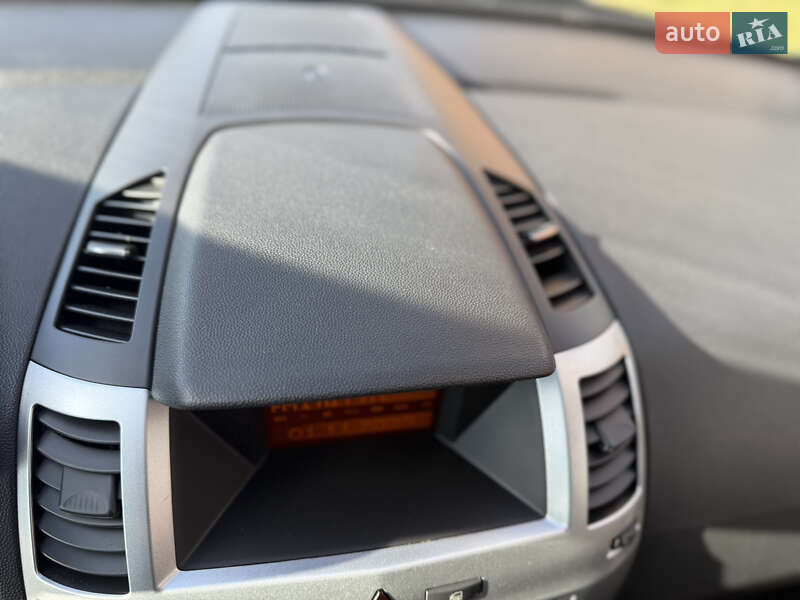 Минивэн Opel Zafira 2009 в Борисполе