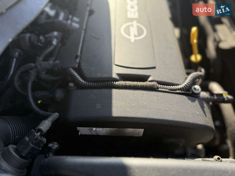 Минивэн Opel Zafira 2009 в Борисполе