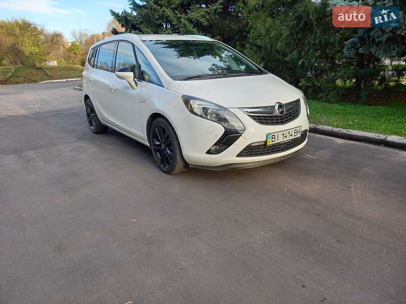 Opel Zafira 2015 Opel Zafira 2015