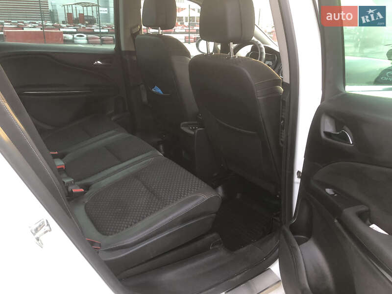 Минивэн Opel Zafira 2017 в Киеве