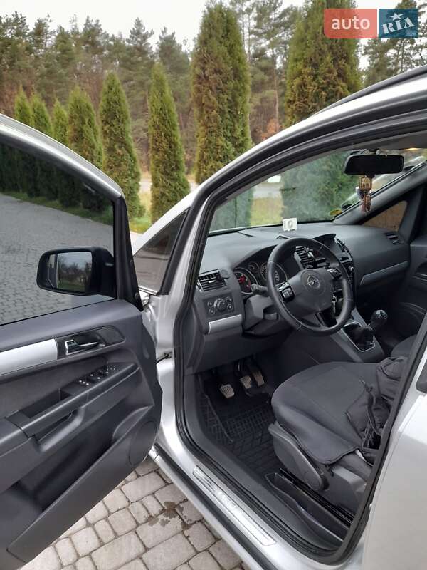 Минивэн Opel Zafira 2010 в Бучаче фото 11 Минивэн Opel Zafira 2010 в Бучаче