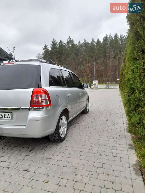 Минивэн Opel Zafira 2010 в Бучаче фото 22 Минивэн Opel Zafira 2010 в Бучаче