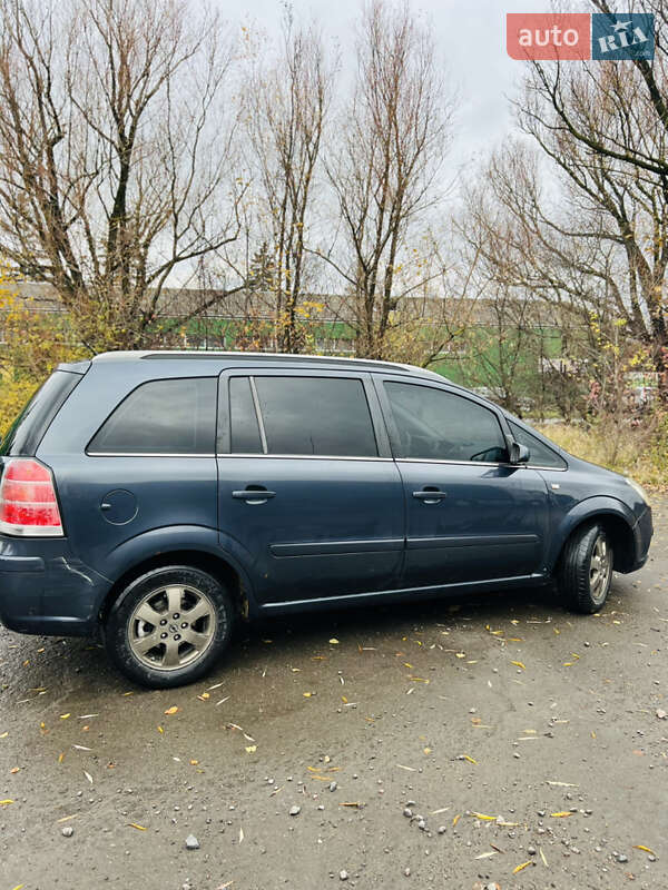 Минивэн Opel Zafira 2006 в Луцке фото 3 Минивэн Opel Zafira 2006 в Луцке