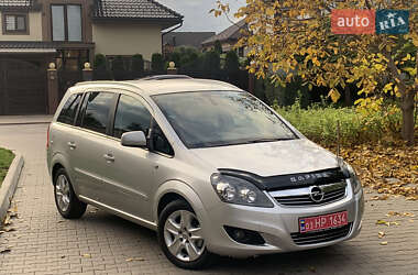 Мінівен Opel Zafira 2011 в Білій Церкві