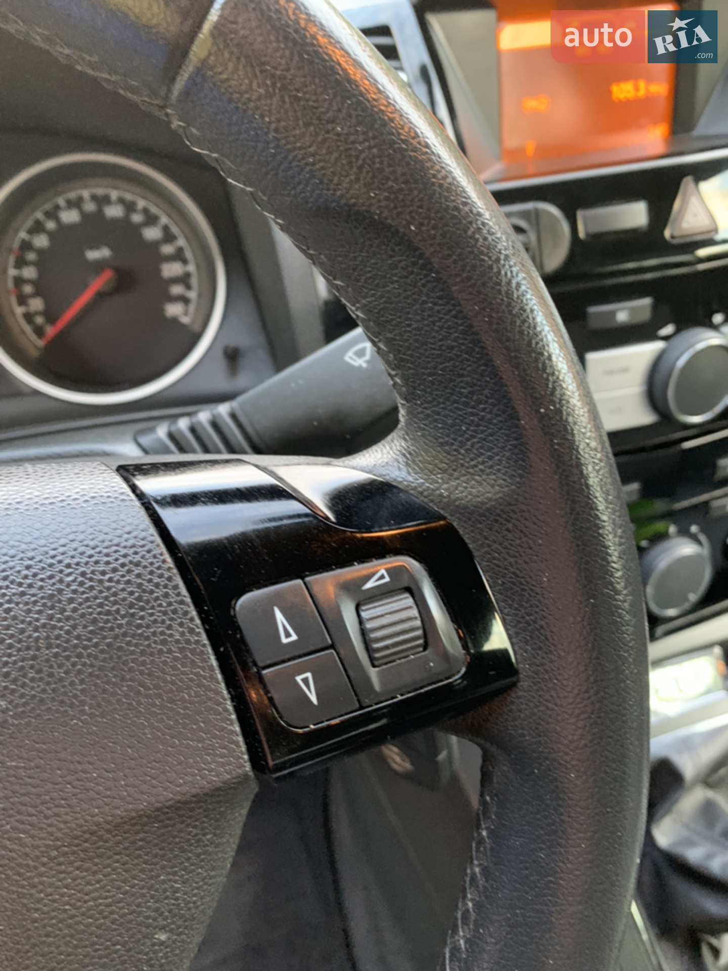 2011 Opel Zafira - мініатюра 37