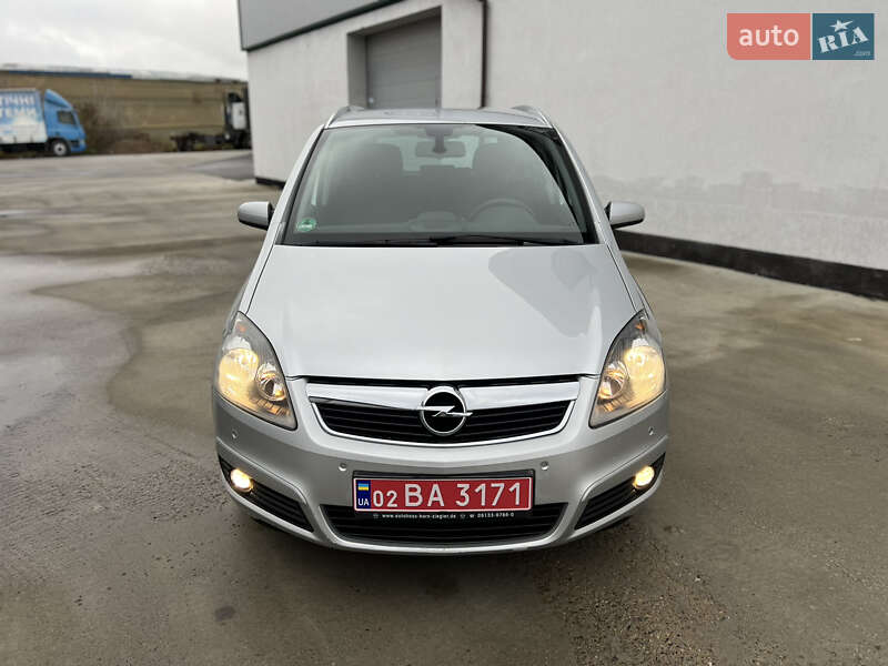 Минивэн Opel Zafira 2007 в Виннице