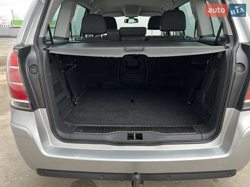 Минивэн Opel Zafira 2007 в Виннице