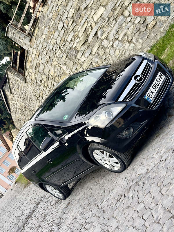 Минивэн Opel Zafira 2009 в Каменец-Подольском