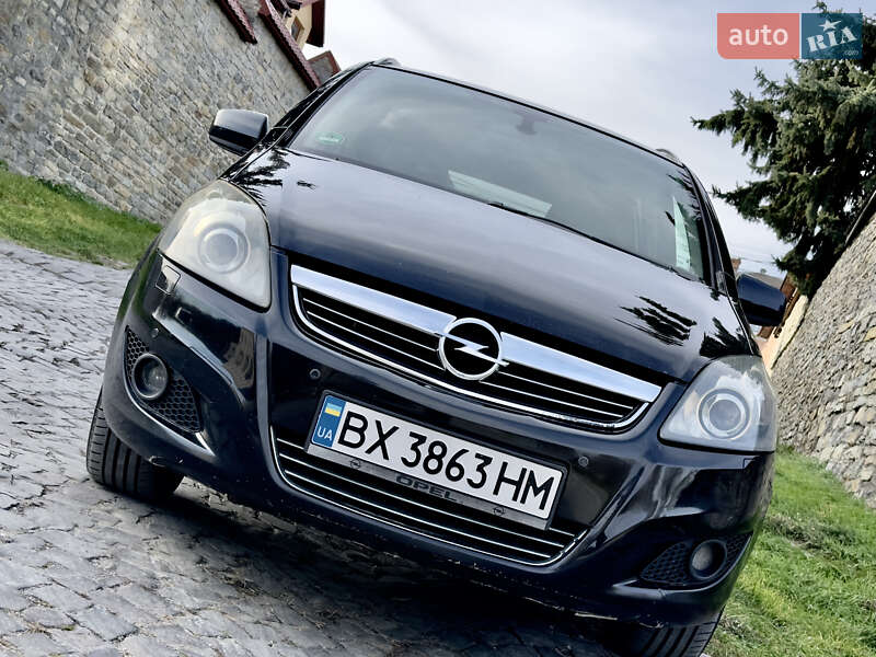 Минивэн Opel Zafira 2009 в Каменец-Подольском