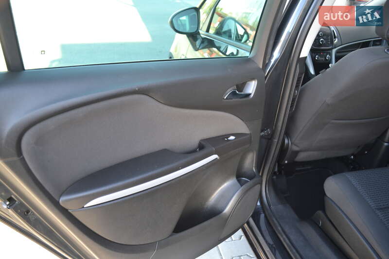 Мінівен Opel Zafira 2016 в Вінниці