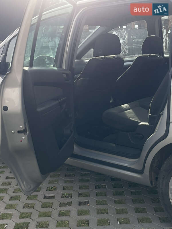 Минивэн Opel Zafira 2006 в Хмельницком фото 7 Минивэн Opel Zafira 2006 в Хмельницком