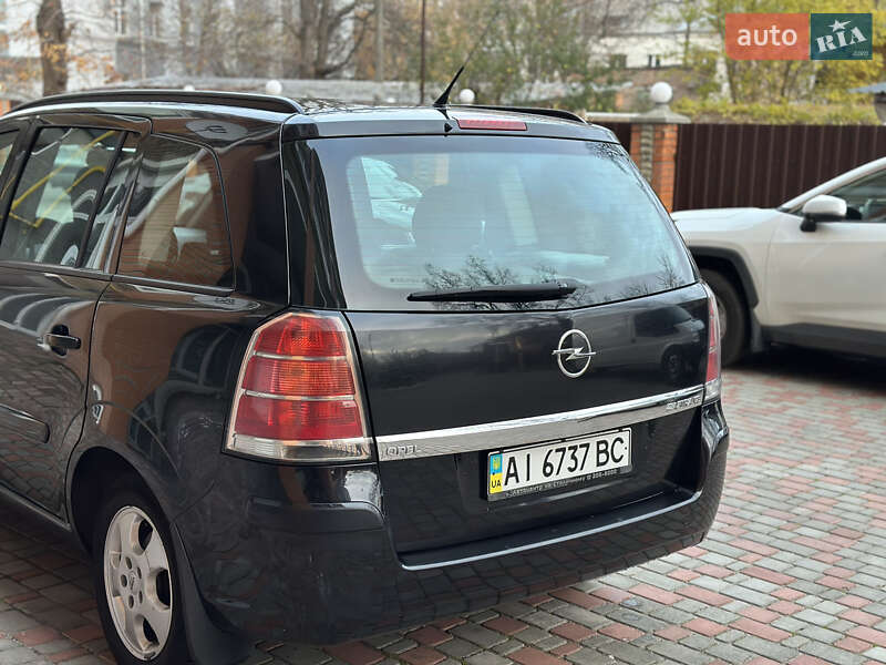 Минивэн Opel Zafira 2007 в Белой Церкви