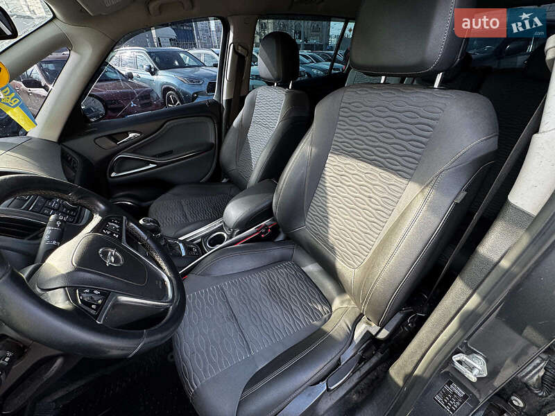 Минивэн Opel Zafira 2012 в Харькове