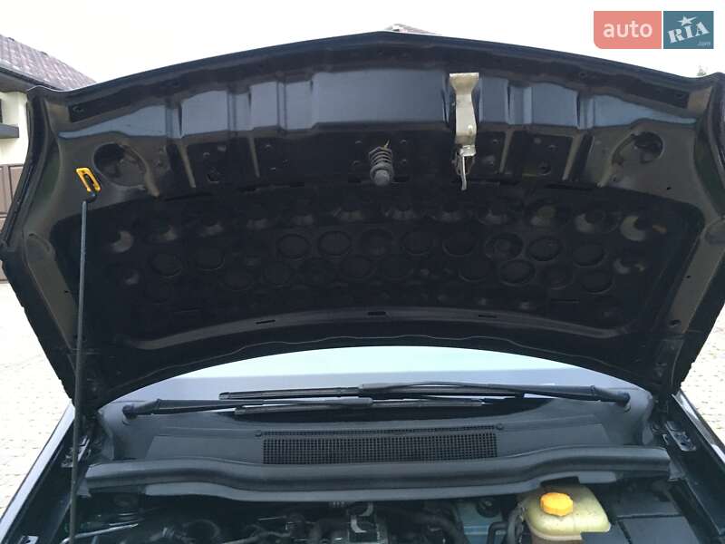 Минивэн Opel Zafira 2009 в Харькове