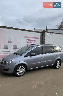 Минивэн Opel Zafira 2011 в Ровно