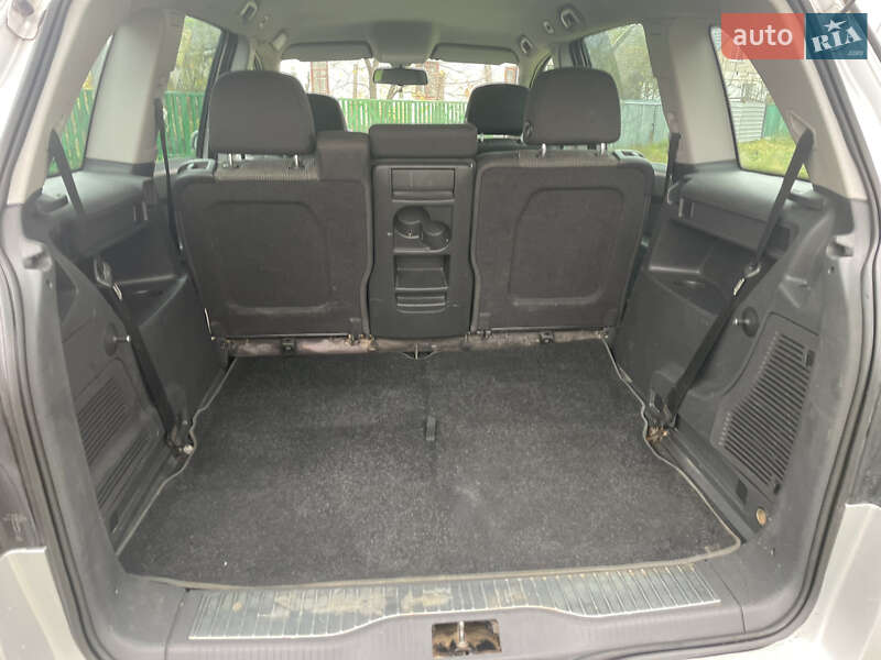 Минивэн Opel Zafira 2008 в Староконстантинове