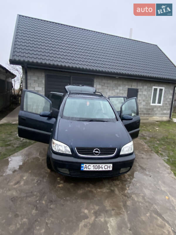 Минивэн Opel Zafira 2002 в Ковеле