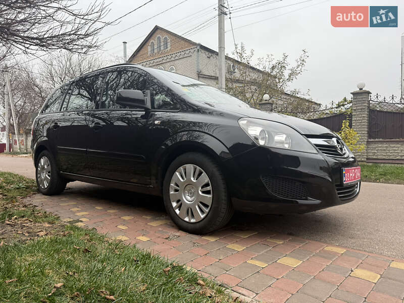 Opel Zafira 2010 Opel Zafira 2010
