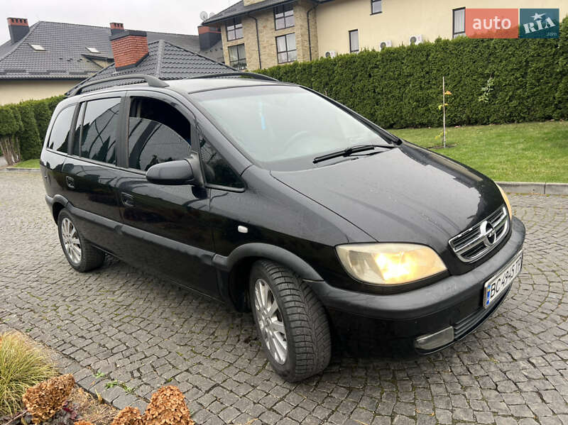 Минивэн Opel Zafira 2003 в Жовкве