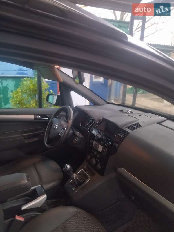 Минивэн Opel Zafira 2008 в Нежине фото 4 Минивэн Opel Zafira 2008 в Нежине