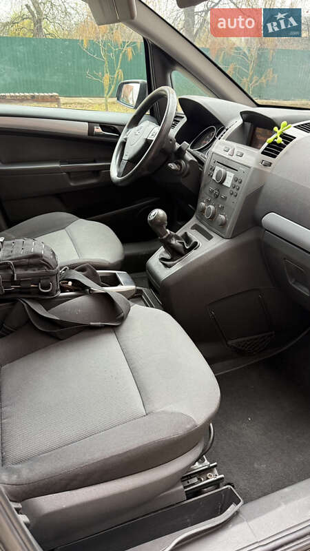 Минивэн Opel Zafira 2005 в Ивано-Франковске фото 11 Минивэн Opel Zafira 2005 в Ивано-Франковске