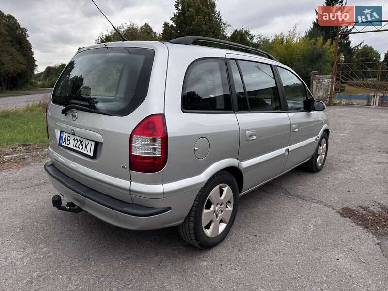 Минивэн Opel Zafira 2004 в Жмеринке