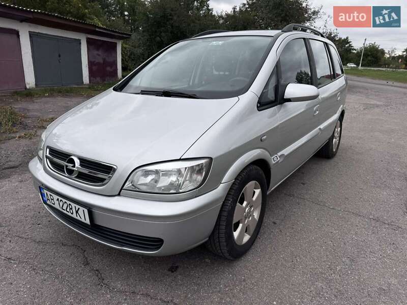 Минивэн Opel Zafira 2004 в Жмеринке