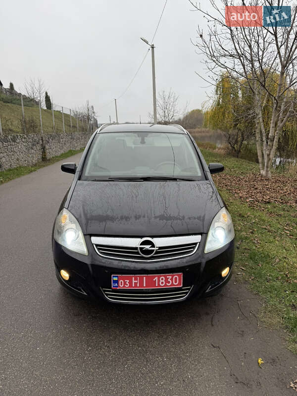 Мінівен Opel Zafira 2008 в Білій Церкві