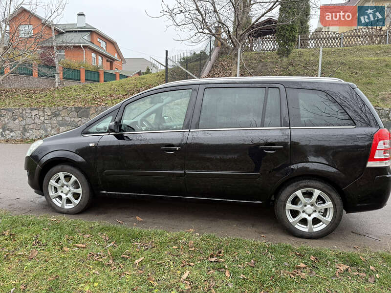 Мінівен Opel Zafira 2008 в Білій Церкві