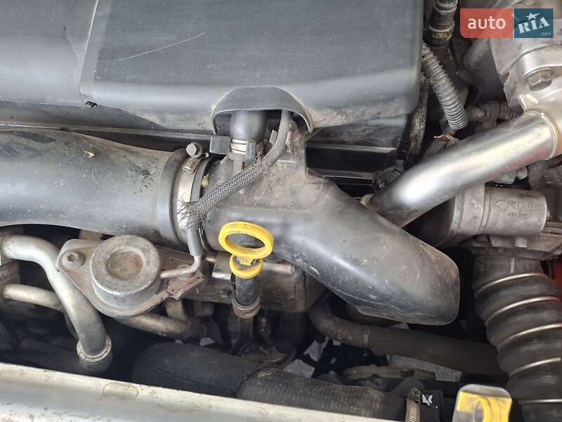 Мінівен Opel Zafira 2010 в Луцьку фото 6 Мінівен Opel Zafira 2010 в Луцьку