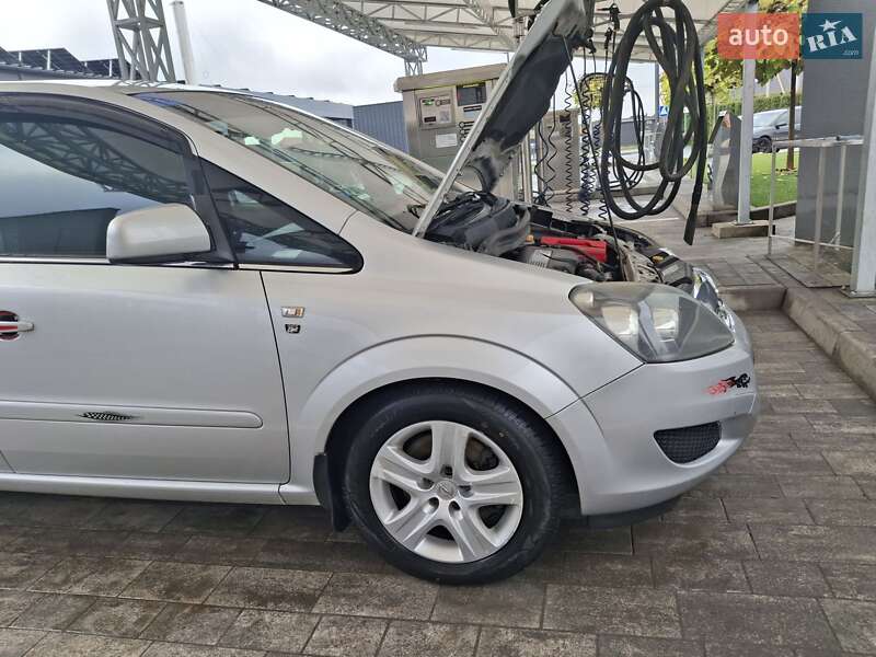 Мінівен Opel Zafira 2010 в Луцьку фото 9 Мінівен Opel Zafira 2010 в Луцьку