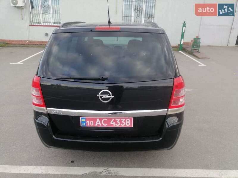 Мінівен Opel Zafira 2013 в Кропивницькому