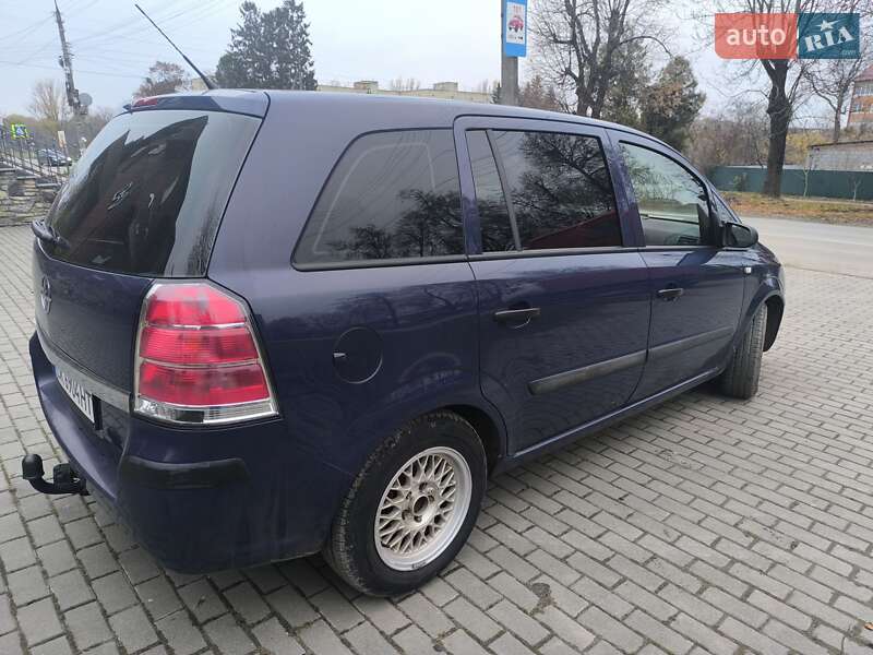Минивэн Opel Zafira 2007 в Красилове фото 6 Минивэн Opel Zafira 2007 в Красилове