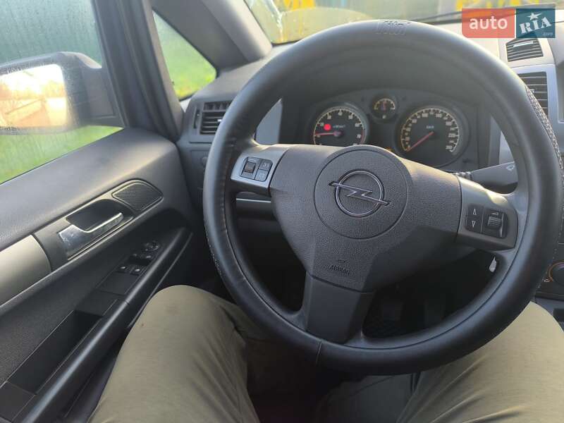 Минивэн Opel Zafira 2007 в Красилове фото 20 Минивэн Opel Zafira 2007 в Красилове