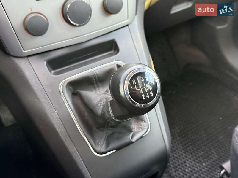 Мінівен Opel Zafira 2011 в Стрию