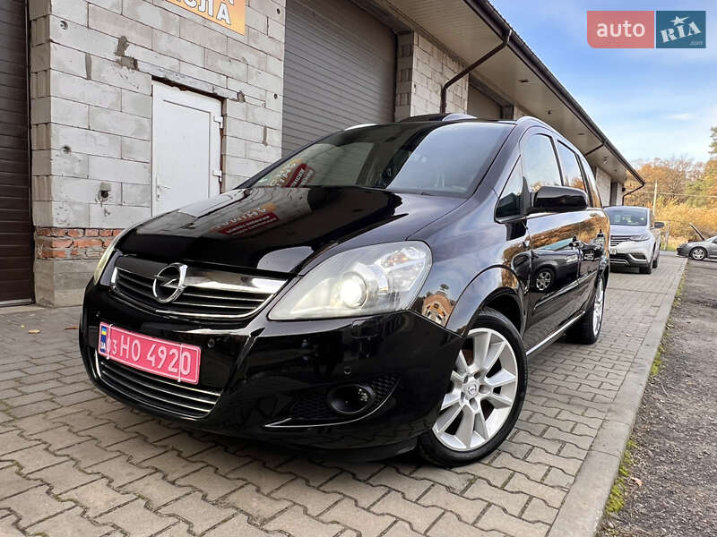 Мінівен Opel Zafira 2008 в Луцьку